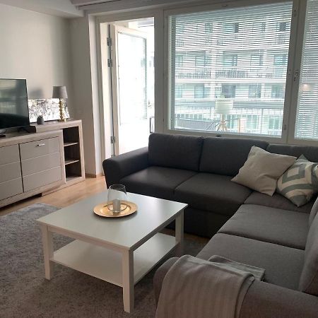 Modern One Bedroom Apartment Nearby Airport Vantaa Buitenkant foto